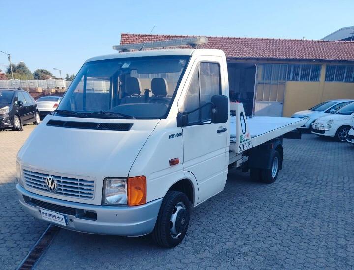 VOLSKWAGEN CARRO ATTREZZI 2.5 80KW