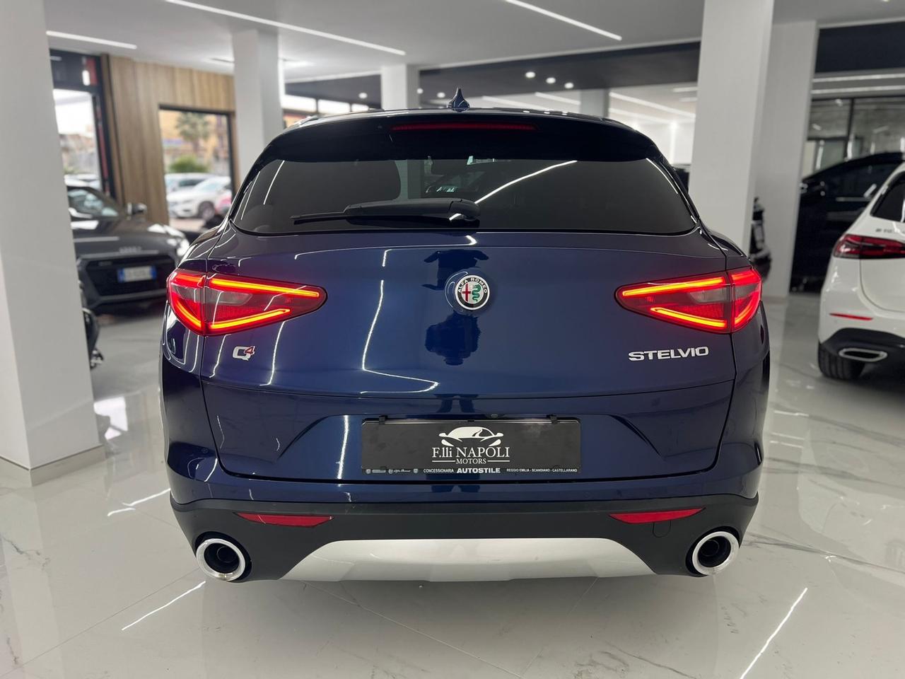 Alfa Romeo Stelvio 2.2 Turbodiesel 210 CV AT8 Q4 Super