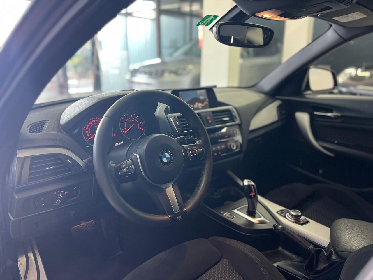 Bmw 118 118d 5p. Msport