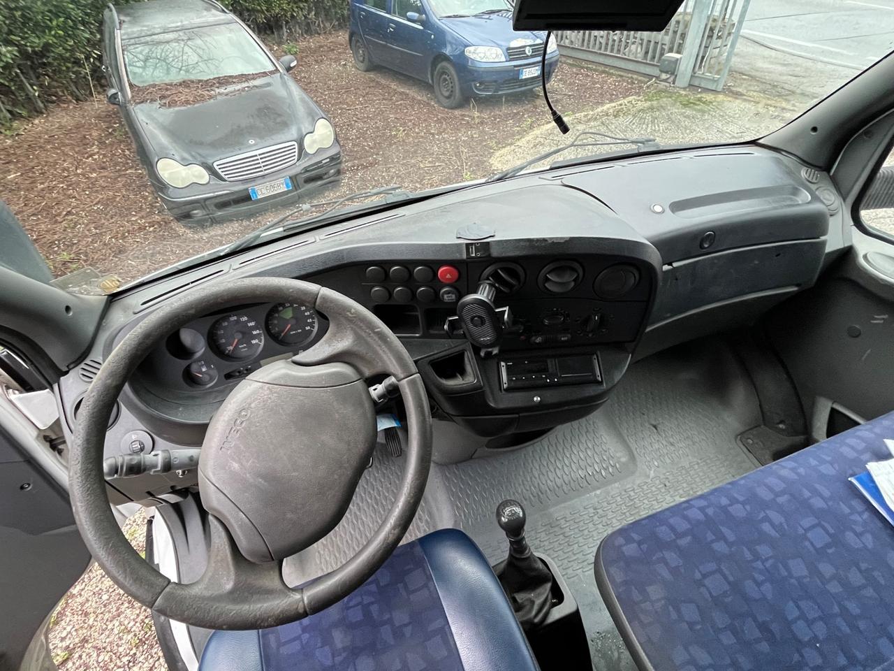 Iveco Carroattrezzi chiuso Daily Motore RIFATTO