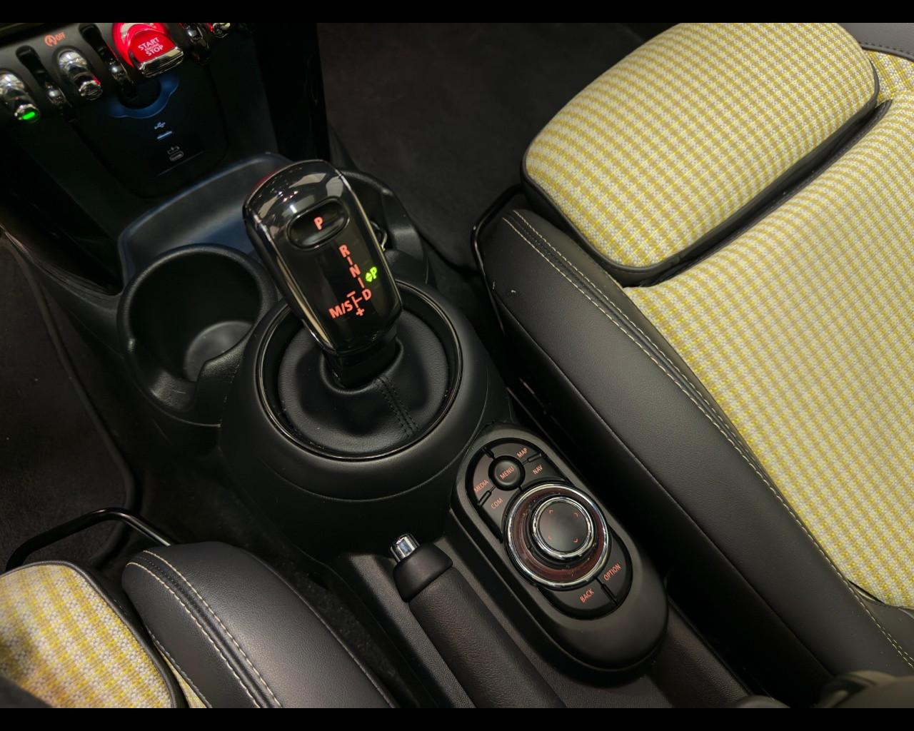 MINI Mini 5 porte (F55) - Mini 1.5 Cooper Resolute 5 porte