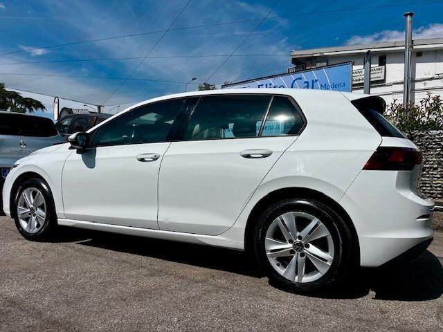 Volkswagen Golf VIII 1.0 tsi evo Life 110cv "FULL LED/NAVI/TELEKAMERA/PDC