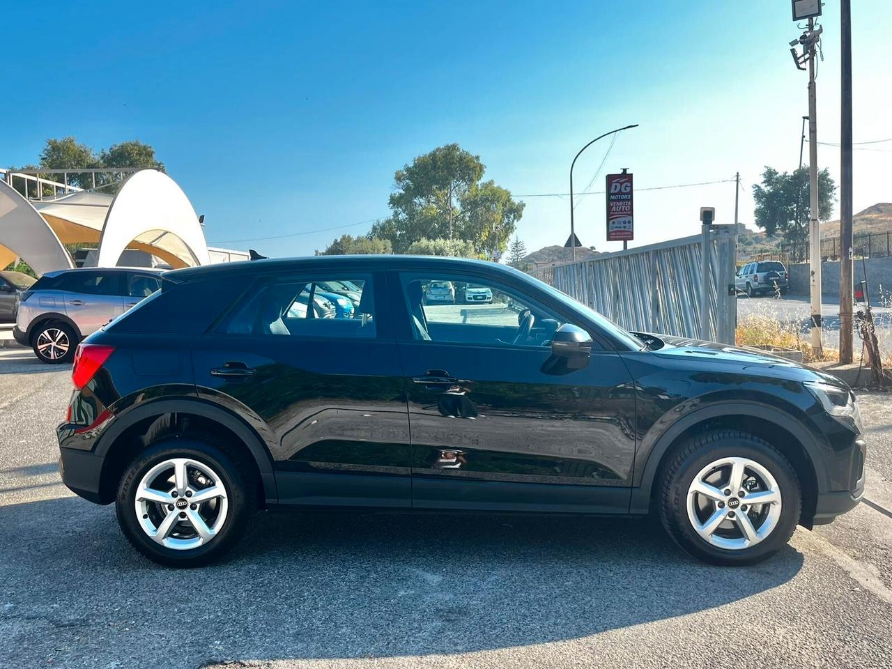 Audi Q2 30 TDI Business