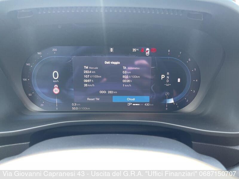 Volvo XC40 B4 automatico Ultra Black Edition