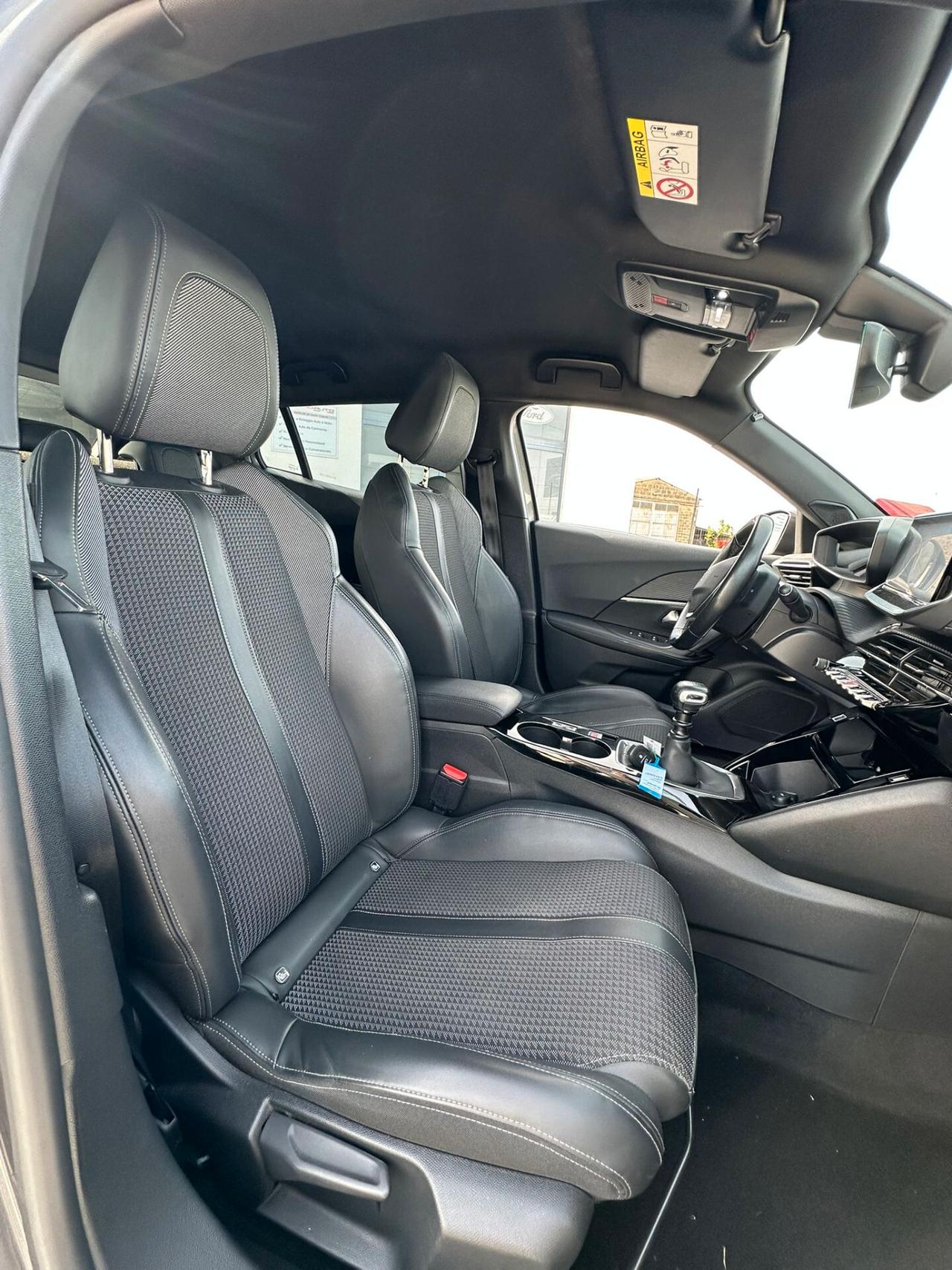 Peugeot 2008 PureTech 130 S&S GT Line