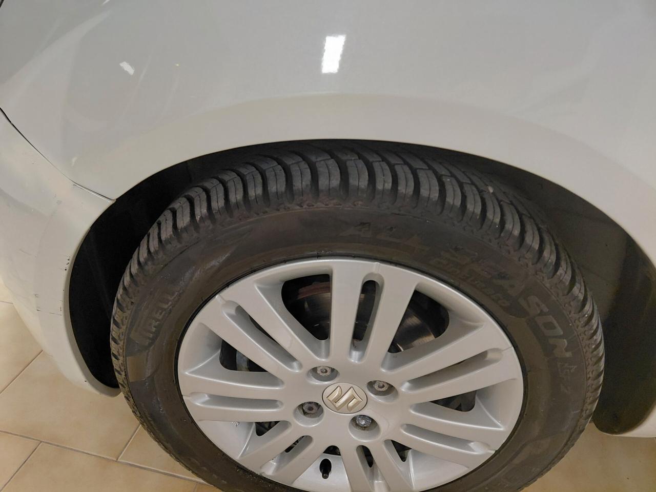 SUZUKI SPLASH ANNO 2011 BZ 1.2 AUTOMATICA ADATTA NEOPATENTATI KM 29 MILA