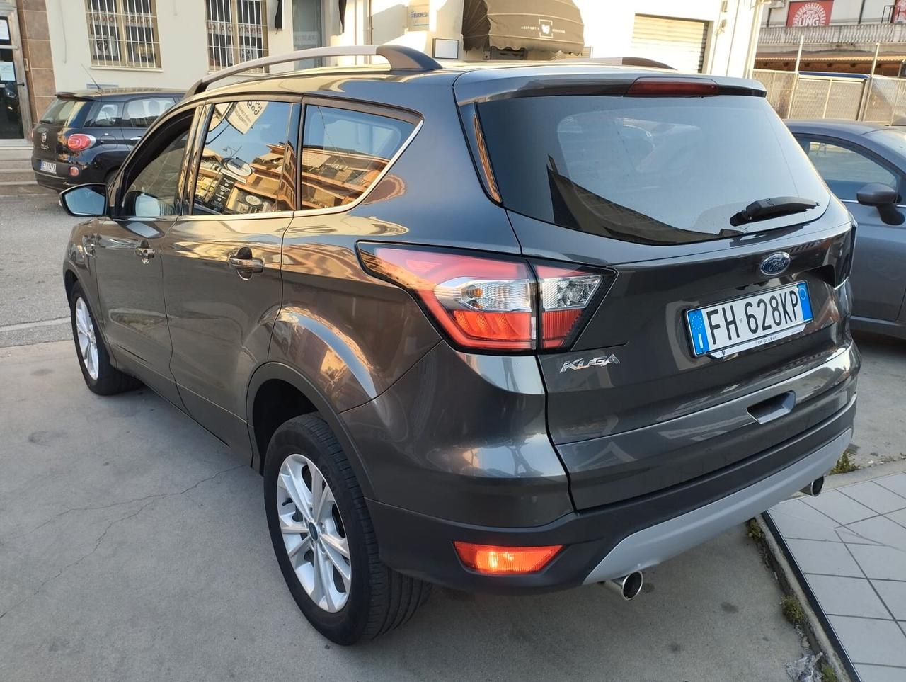 Ford Kuga 1.5 TDCI 120 CV S&S 2WD Business