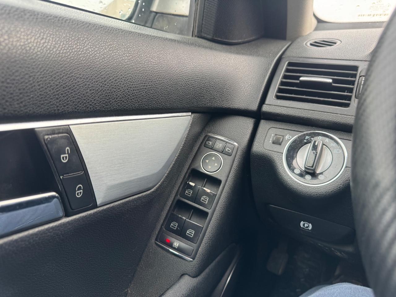 Mercedes C 220 CDI S.W. Avantg. PRB. MOTORE