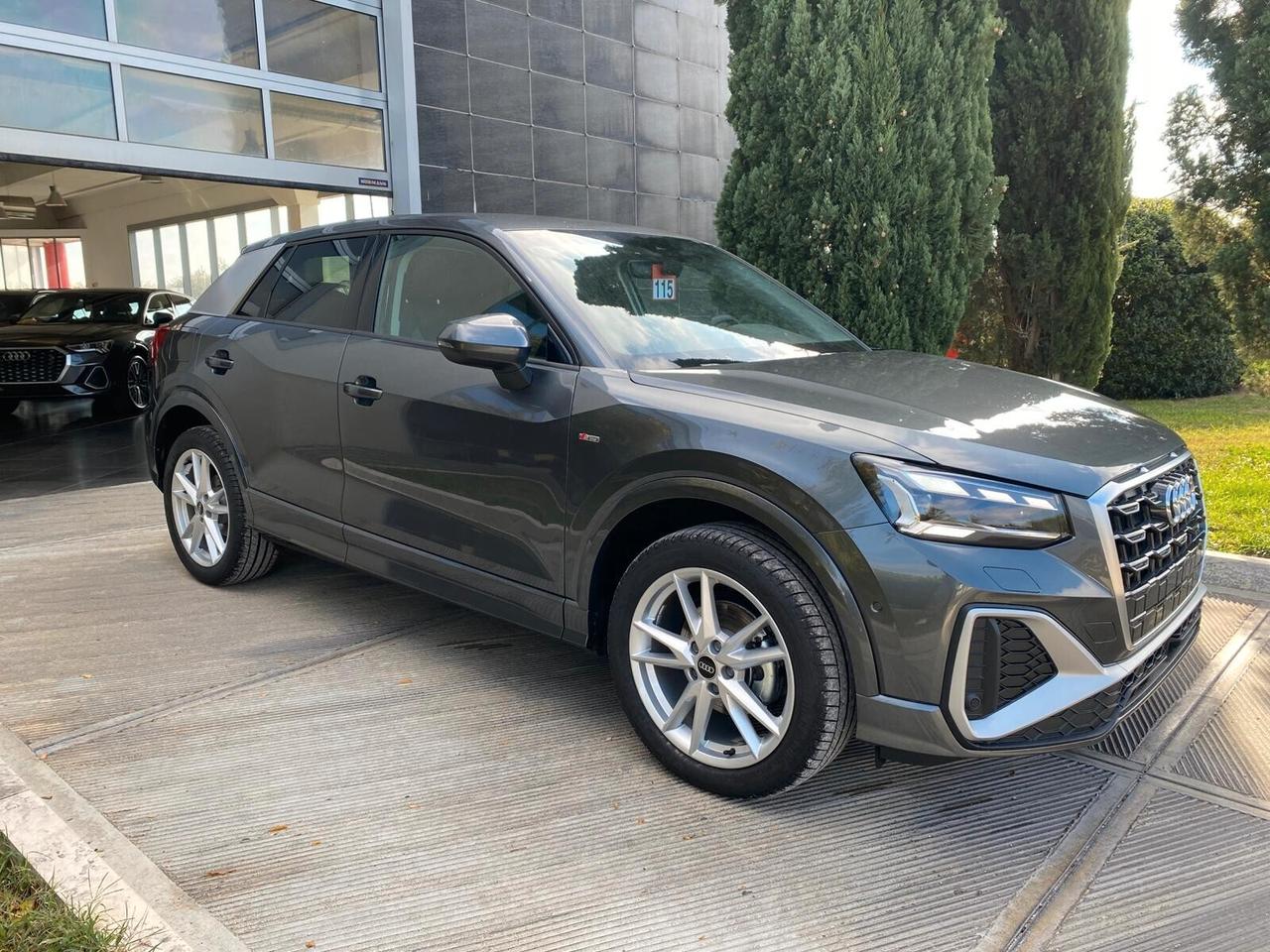 Audi Q2 30 TFSI Sline