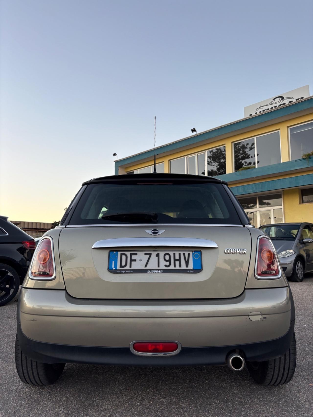 Mini 1.6 16V Cooper Chili