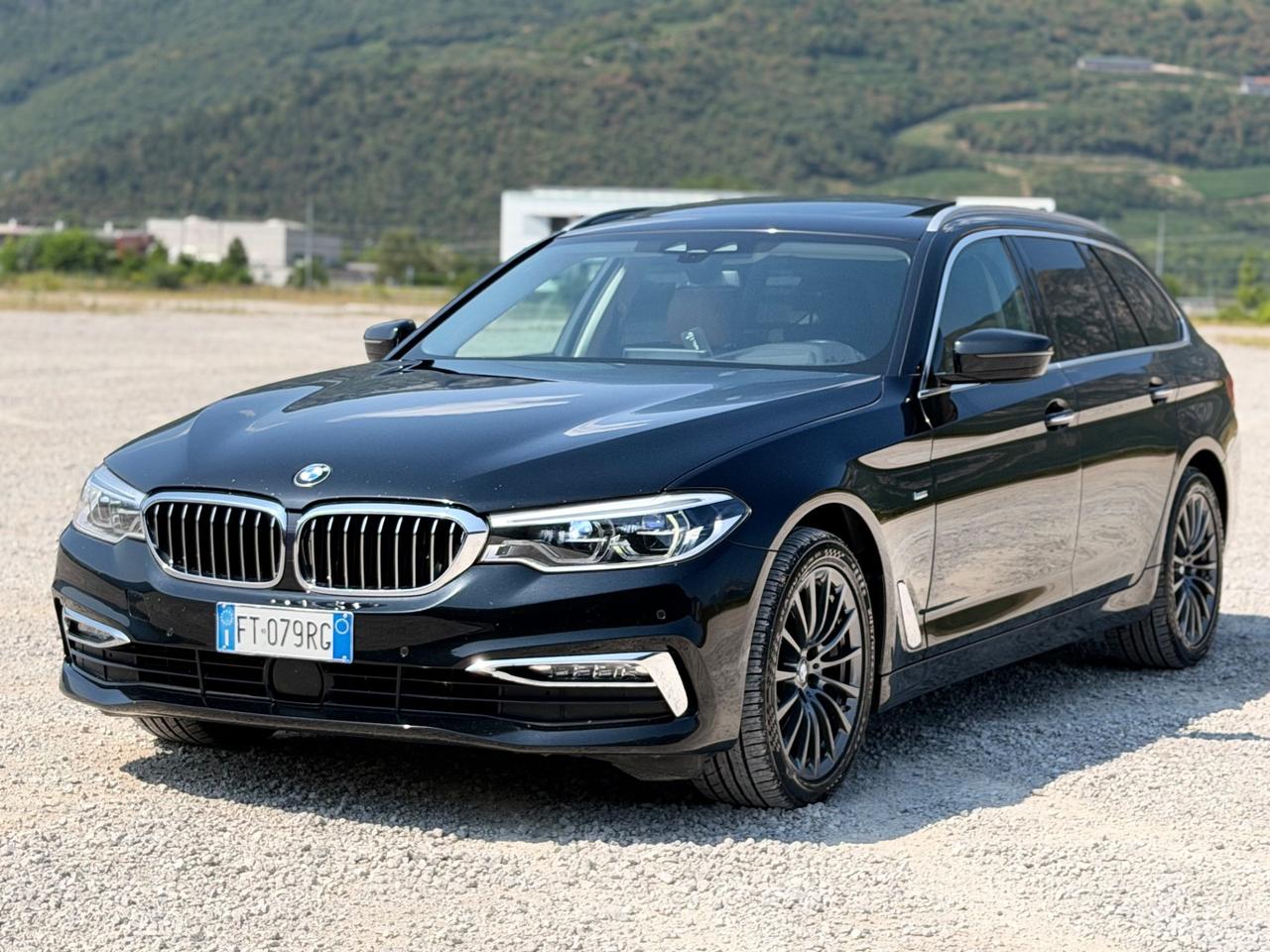 Bmw 520 520d Touring Luxury X-Drive