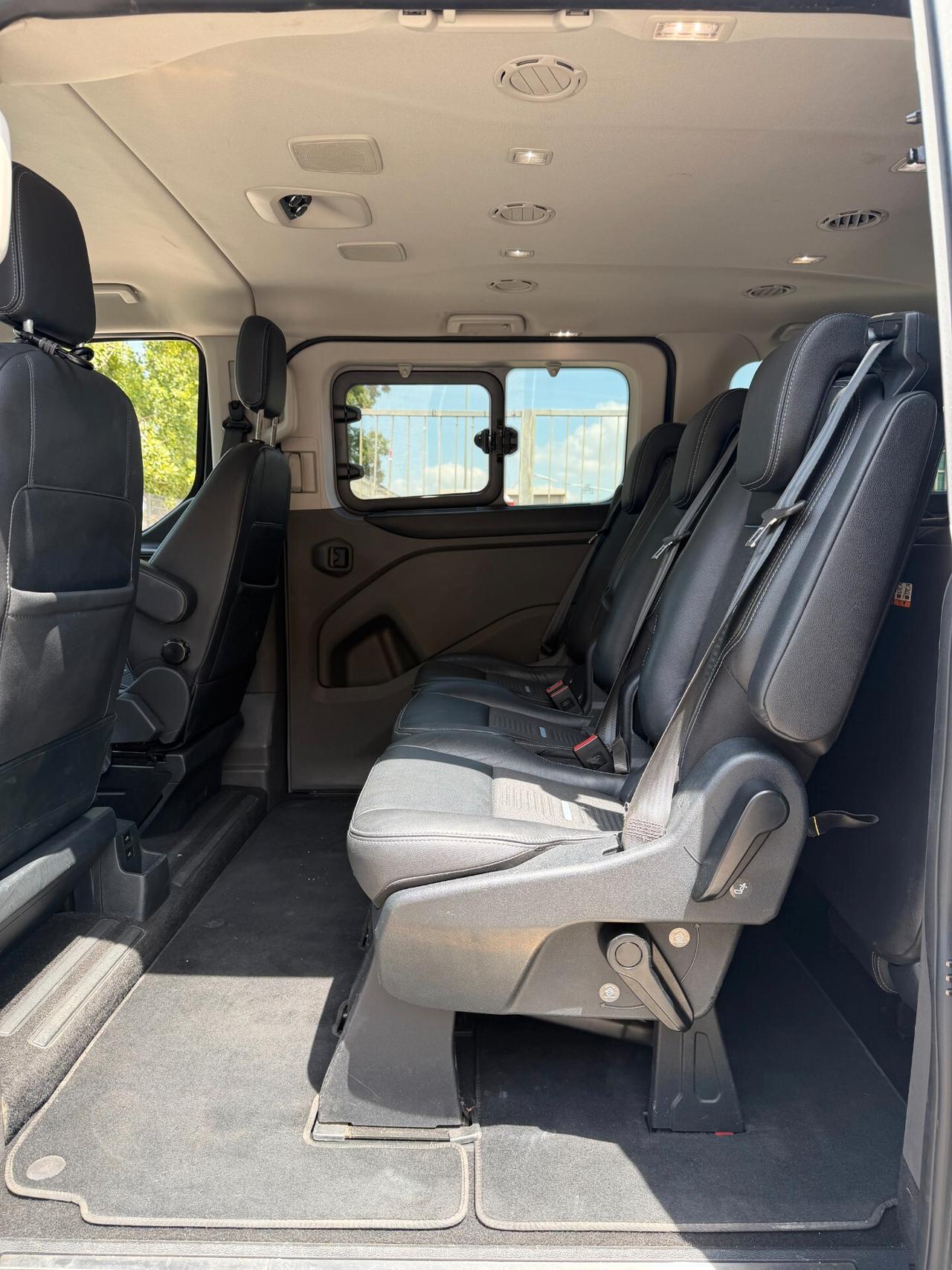 Ford Tourneo Custom 320 2.0 EcoBlue 150CV MHEV Active