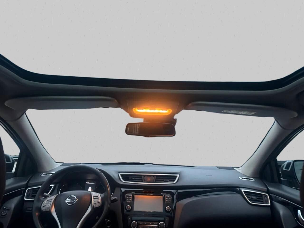 Nissan Qashqai 1.6 dCi 4WD 360 11/2014