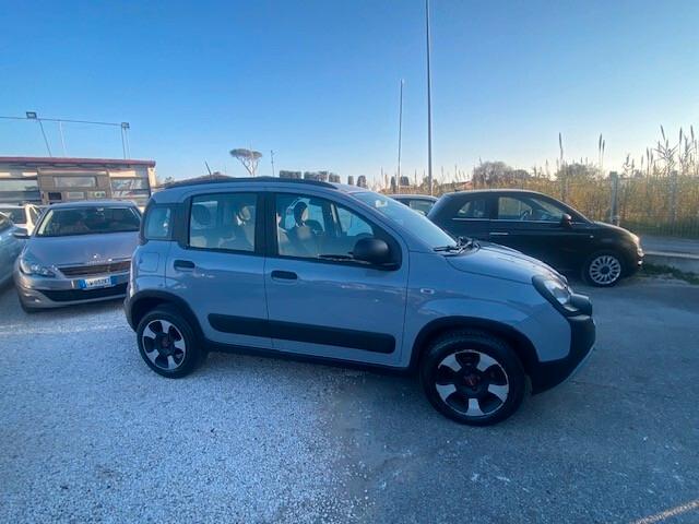 Fiat Panda 1.0 FireFly S&S Hybrid City Cross