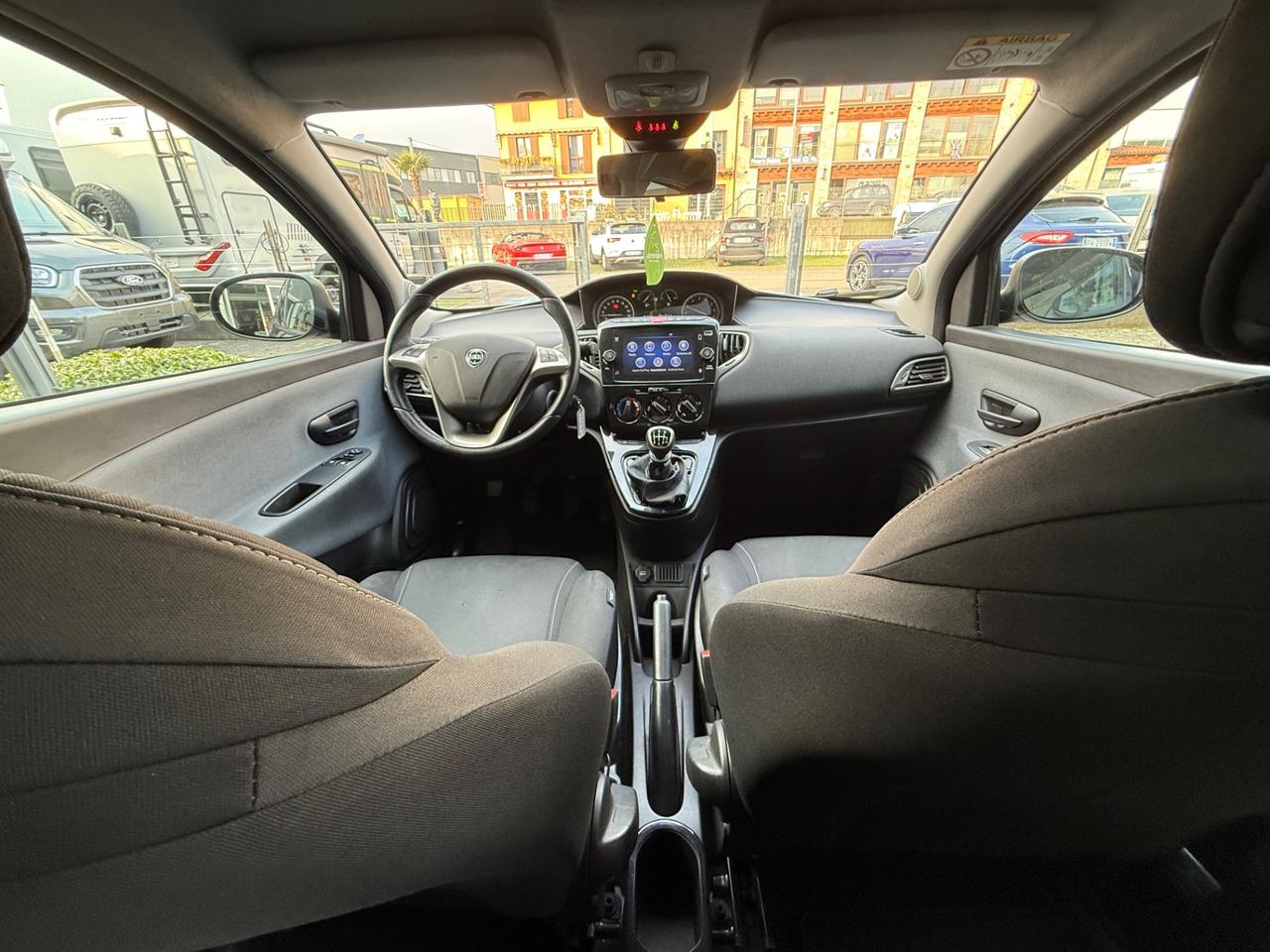 LANCIA YPSILON 1.0 5 PORTE