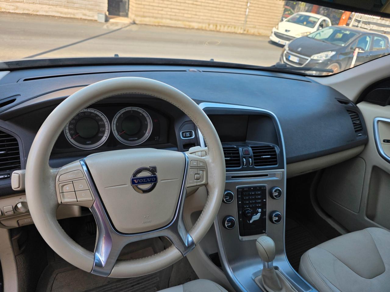 Volvo XC 60 XC60 DRIVe Momentum