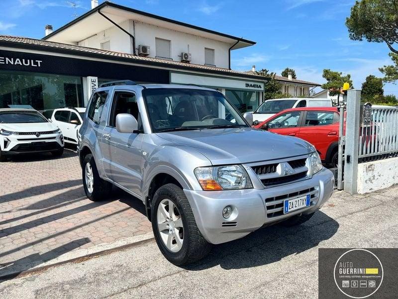 Mitsubishi Pajero Pajero 2.5 TDI 3p. Invite Dakar