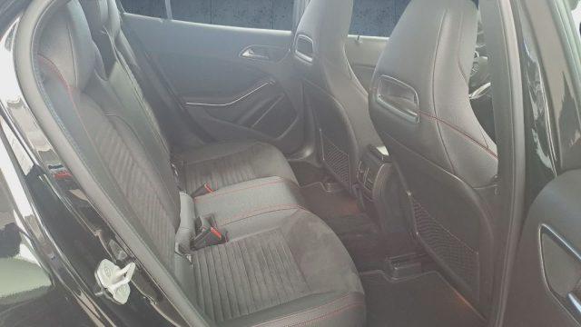MERCEDES-BENZ GLA 200 d Automatic Premium