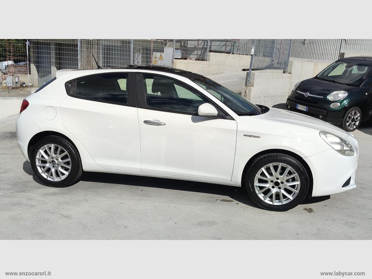 ALFA ROMEO Giulietta 1.6 JTDm-2 105 CV Distinctive TETTO APRIBILE
