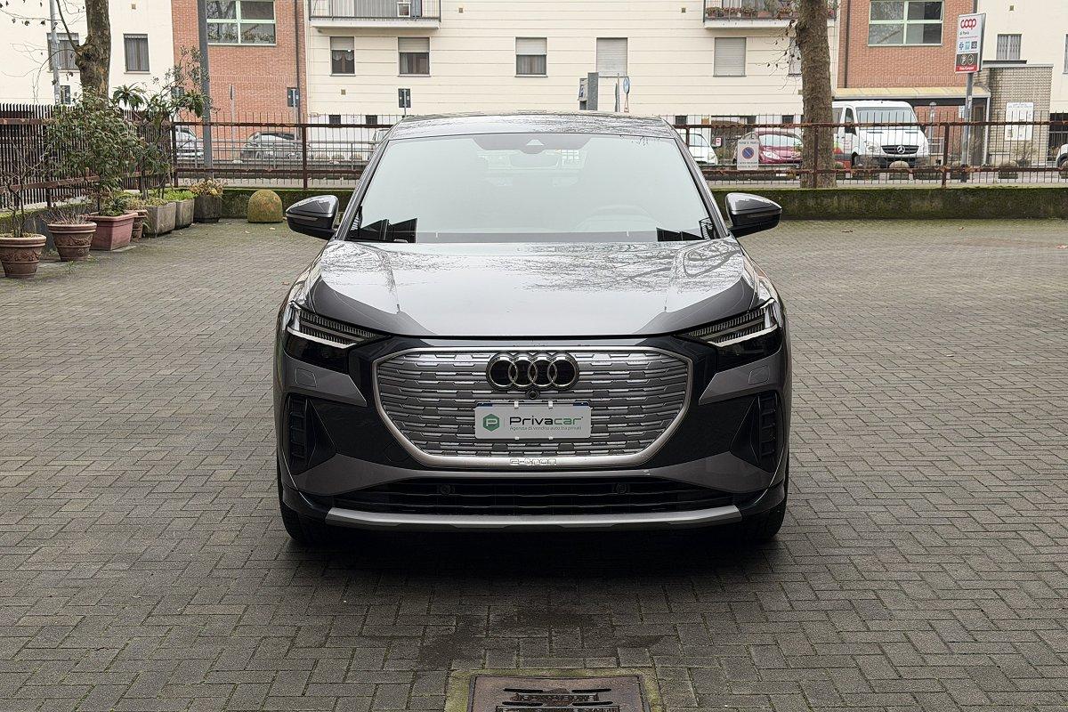 AUDI Q4 SPB 40 e-tron Business Advanced