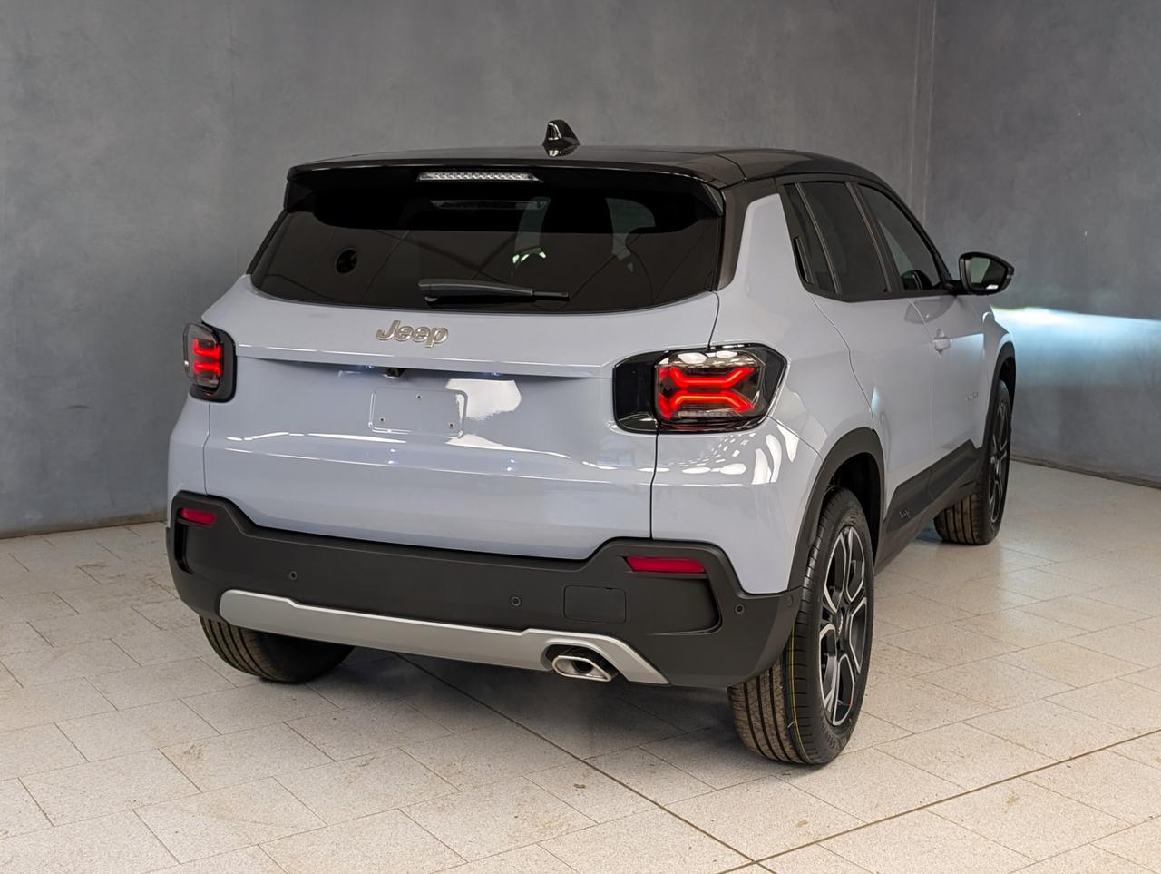 Jeep Avenger 1.2 Turbo E-Hybrid 110cv eDCT6 Summit Freedom