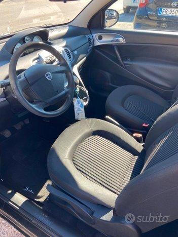 Lancia Ypsilon 1.2 METANO