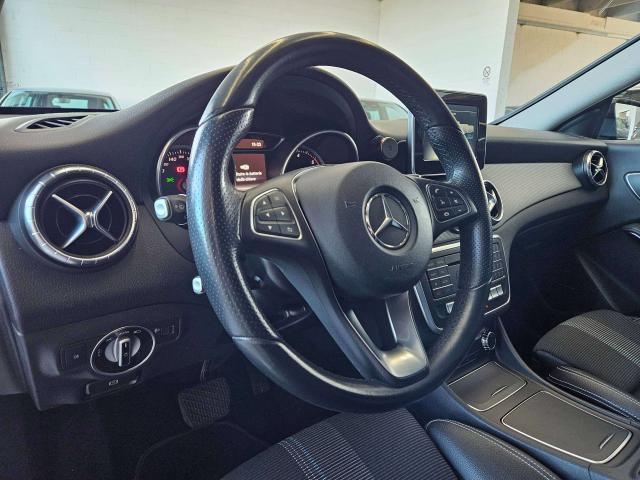 Mercedes-Benz CLA 200 Shooting Brake - X117 Shooting Brake d Premium auto FL