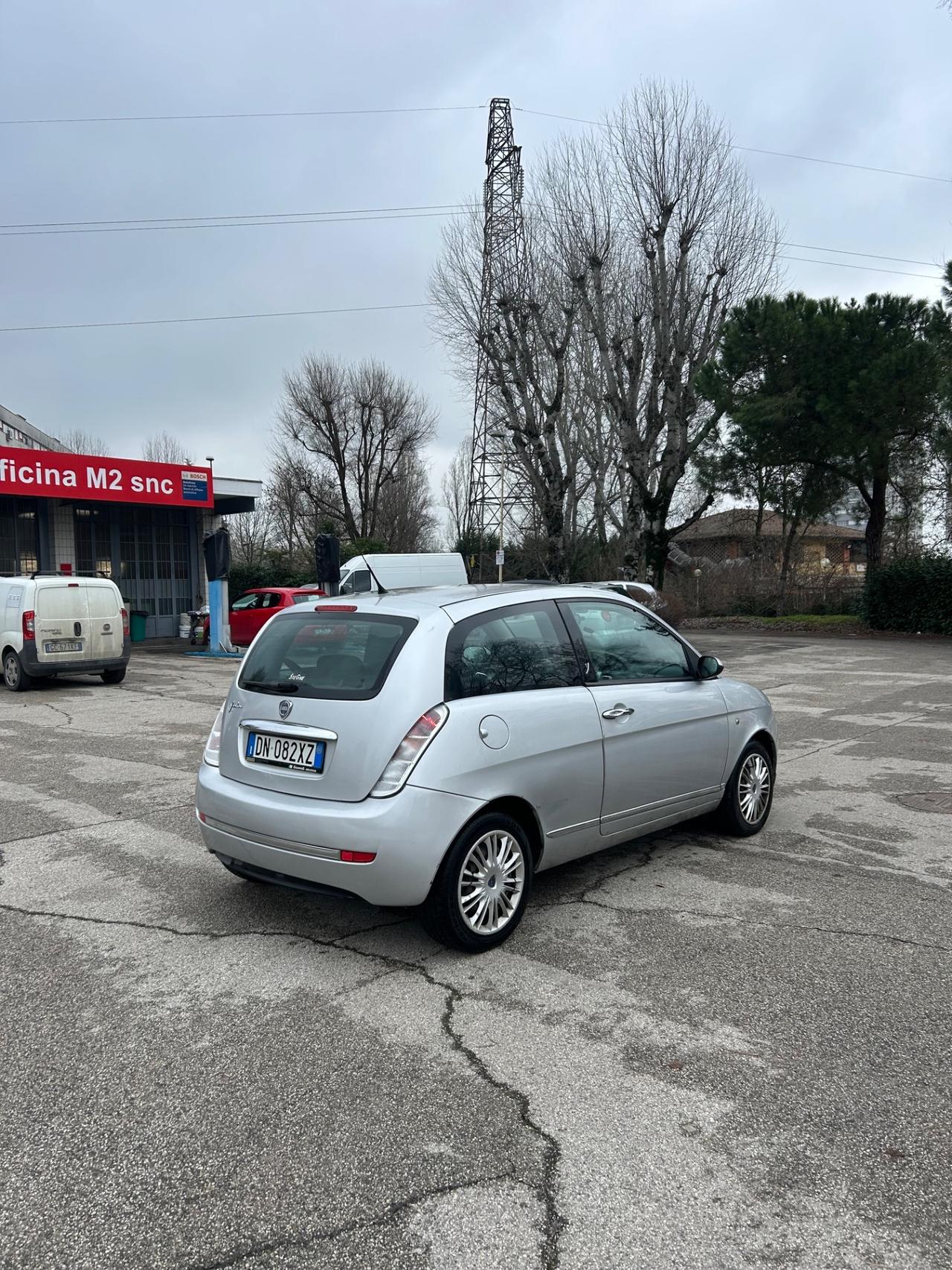 Lancia Ypsilon 1.2 cc Ecochic GPL perfetta