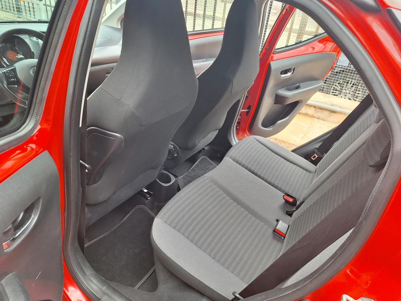 Toyota Aygo 1.0 VVT-i 5 porte x-play 2019