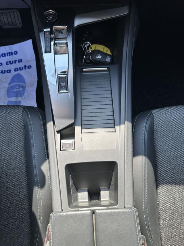 PEUGEOT 308 BlueHDi 130 S&S EAT8 SW GT + GANCIO T. + 4 RUOTE