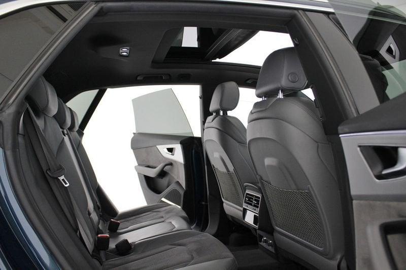 Audi Q8 50 TDI 286 CV quattro tiptronic Sport S-LINE ** MATRIX + TETTO **