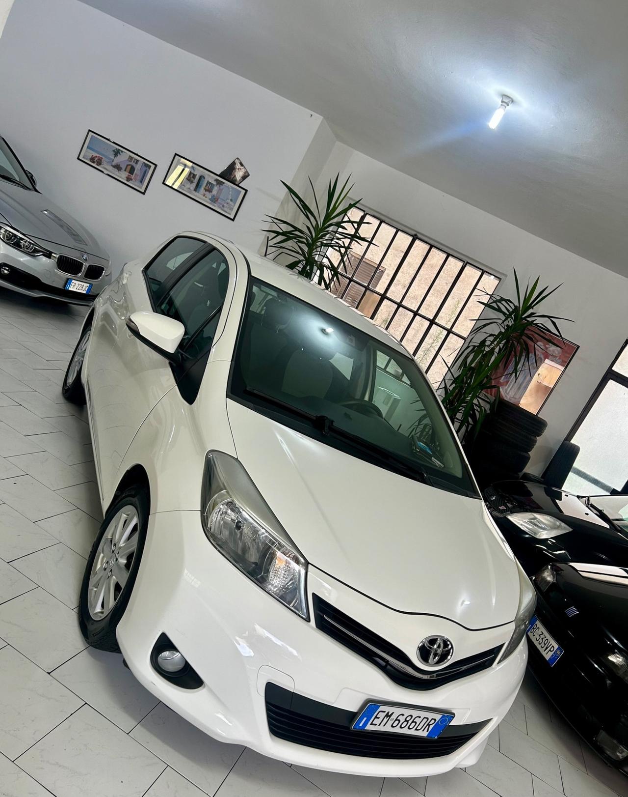 Toyota Yaris Limited