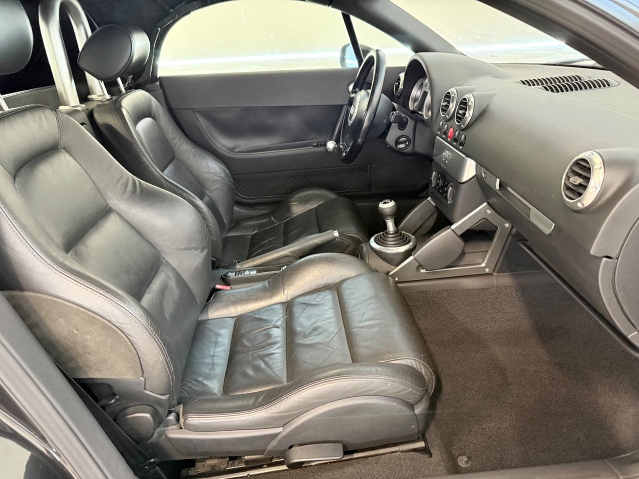 Audi TT Roadster 1.8 T 20V 179 CV