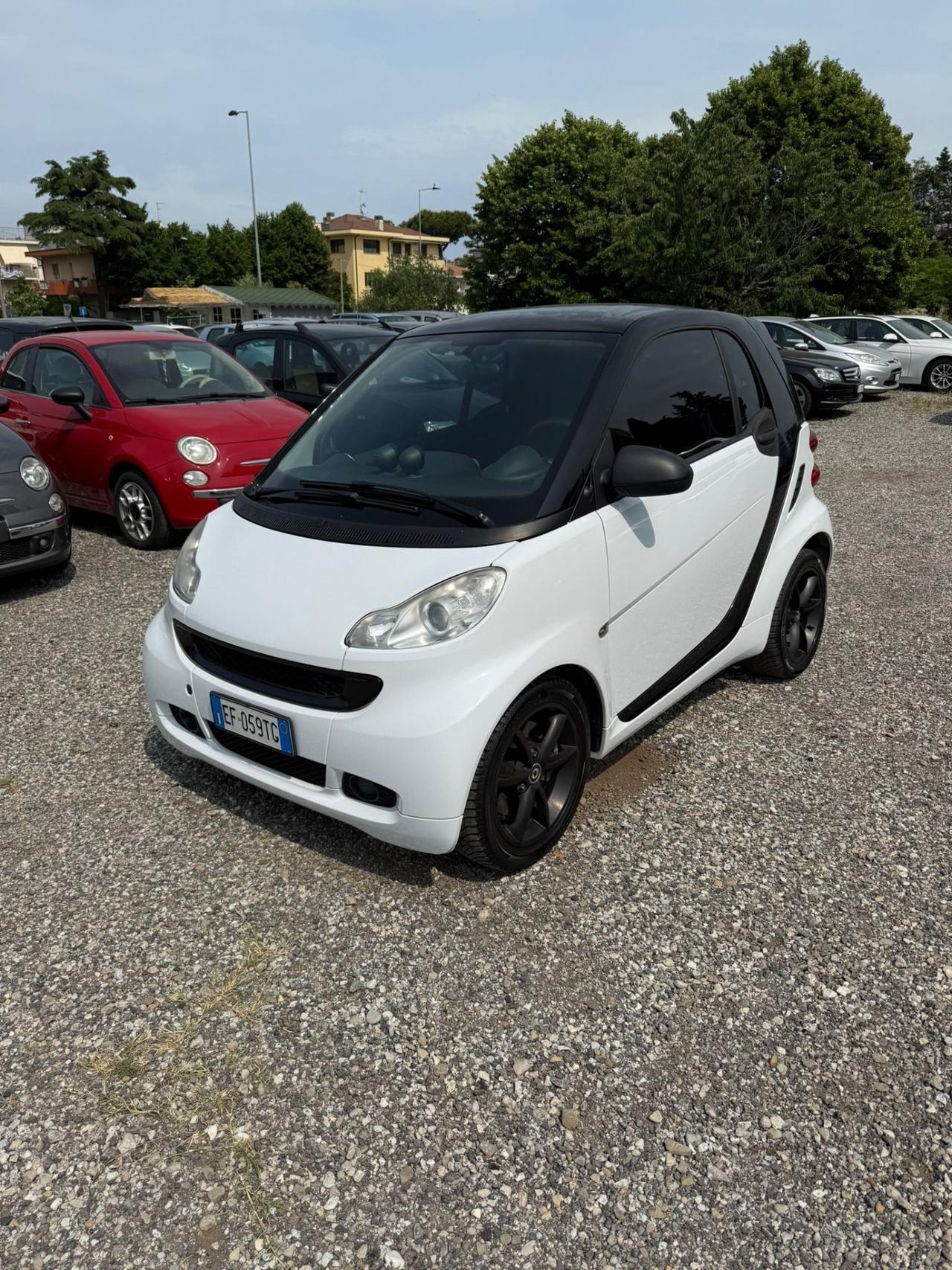 Smart ForTwo 1000 52 kW MHD coupé pulse