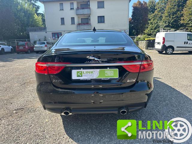 JAGUAR XF 2.0 D 240 CV AWD aut. R-Sport