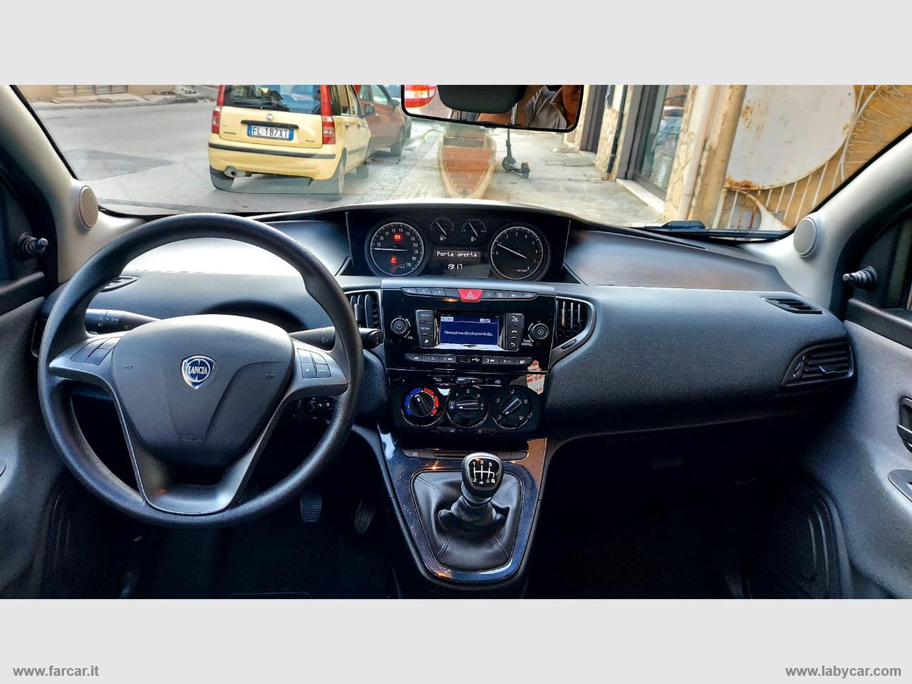 LANCIA Ypsilon 1.0 FireFly 5pS&S Hyb. Eco Silv. SUPER PROMO