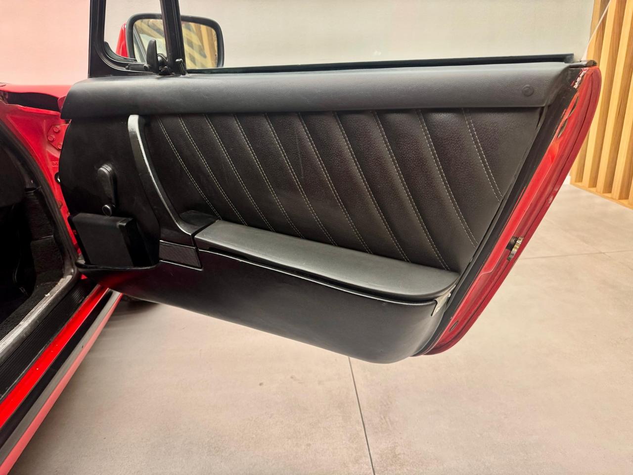 Porsche 911 Carrera 2.7 MFI (1976) - 210 CV RARA