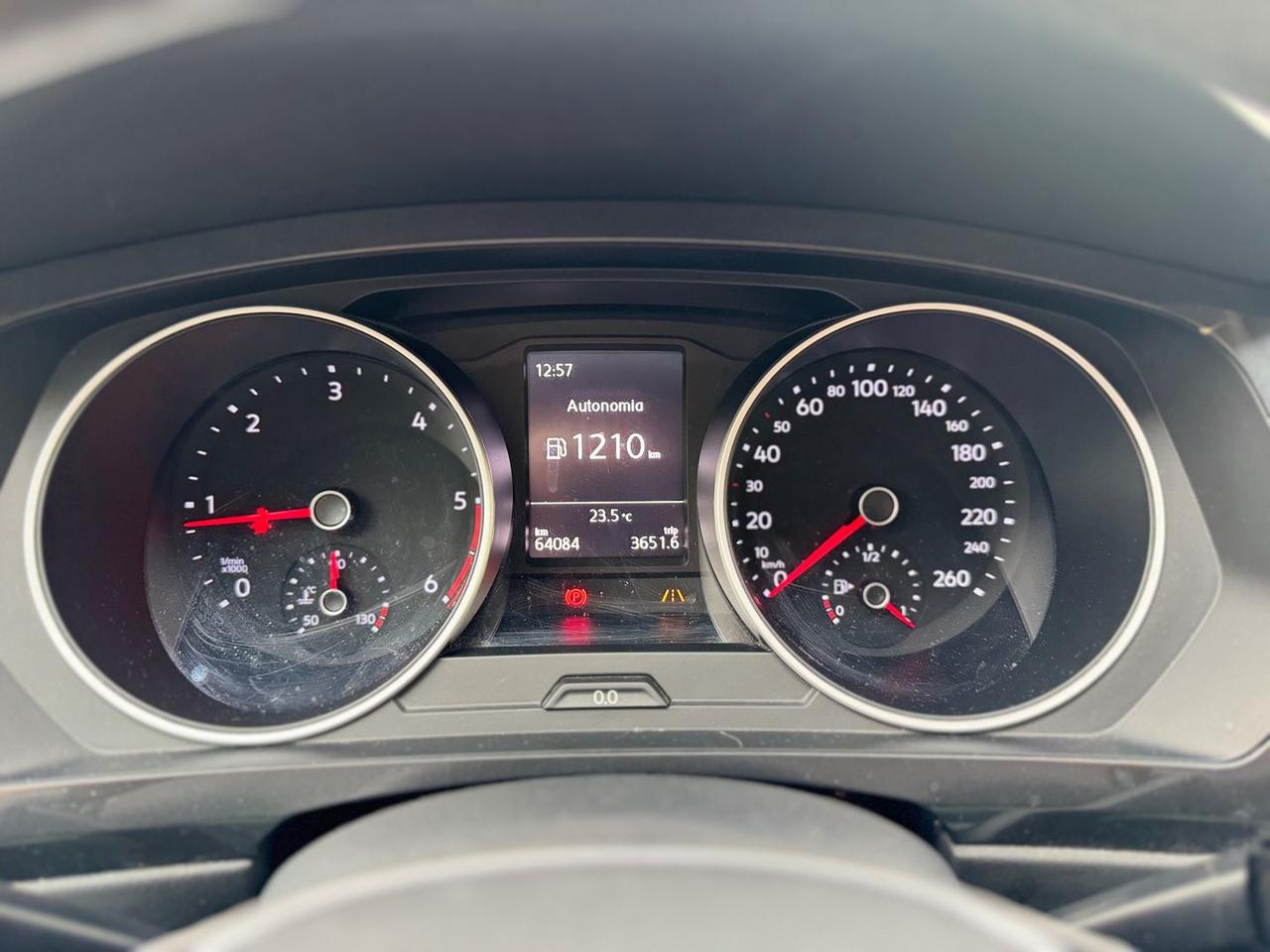Volkswagen Tiguan Urban 1.6 TDI #6108