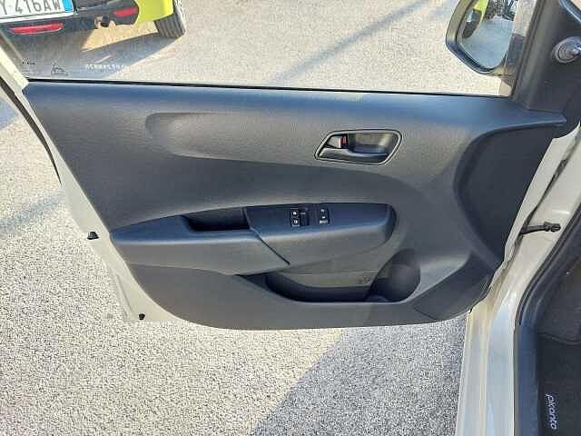 Kia Picanto 1.0 12V 5 porte Urban TT