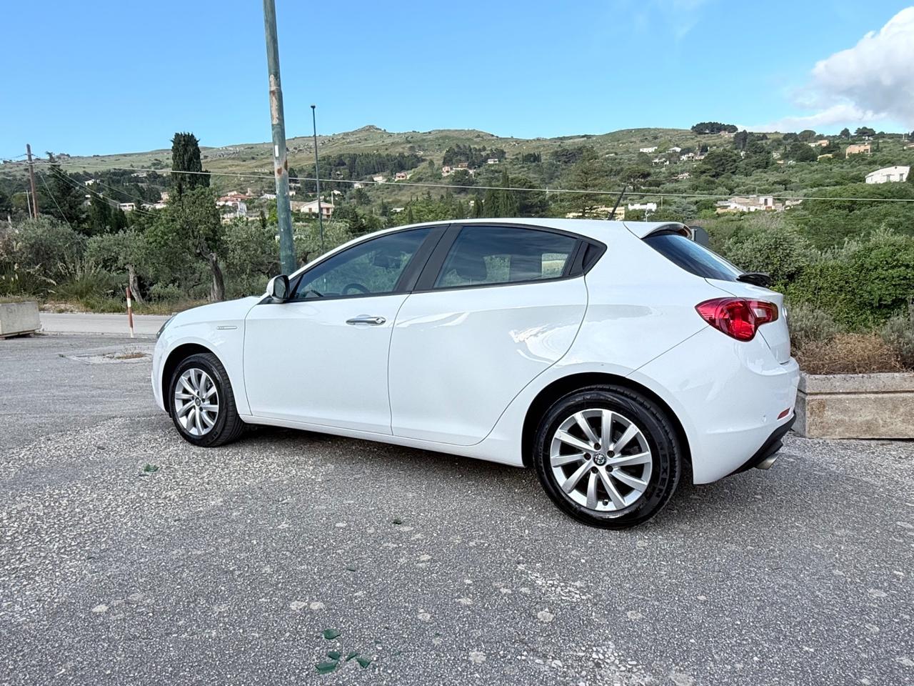 Alfa Romeo Giulietta 1.6 JTDm 120 CV Business