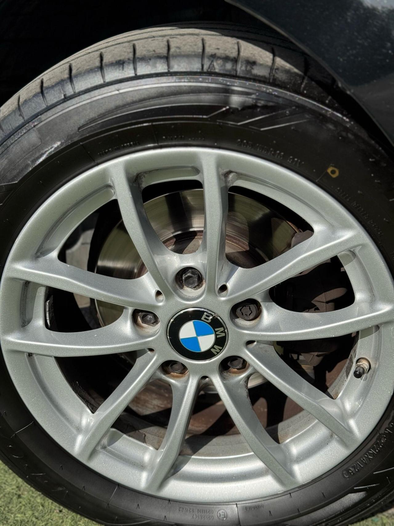Bmw 116 116d 5p. Urban