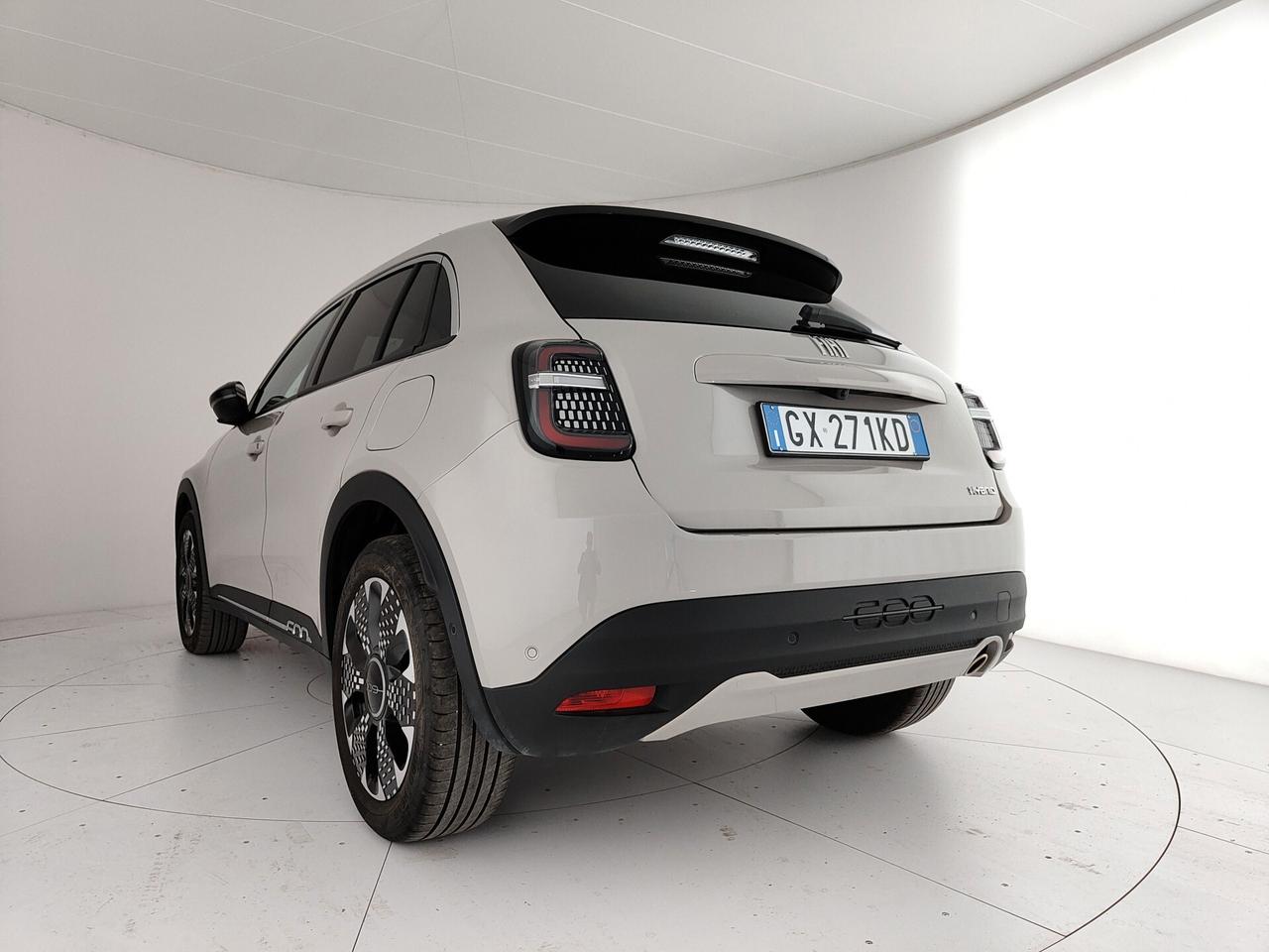 Fiat 600 Hybrid 136 CV DCT MHEV La Prima