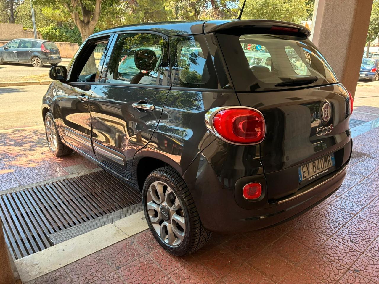 Fiat 500L 1.6Mjet 105CV perfetta garantita-14