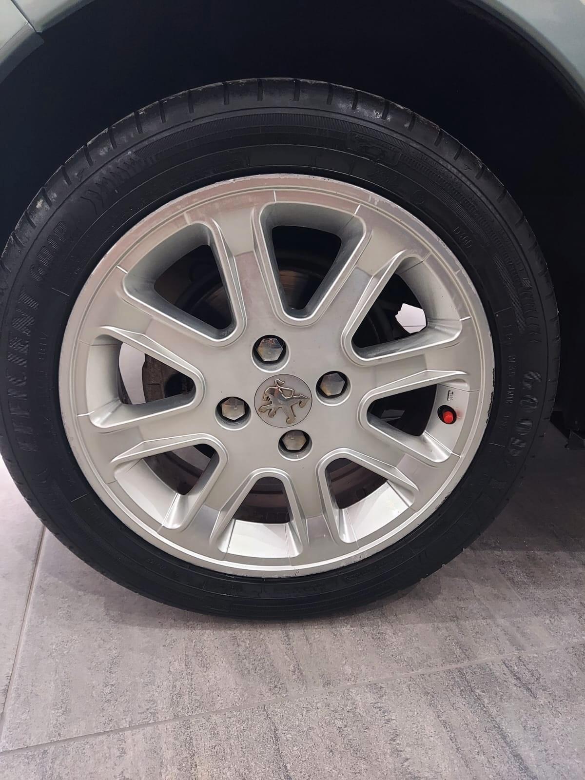 Peugeot 1007 1.6 Sporty 2Tronic