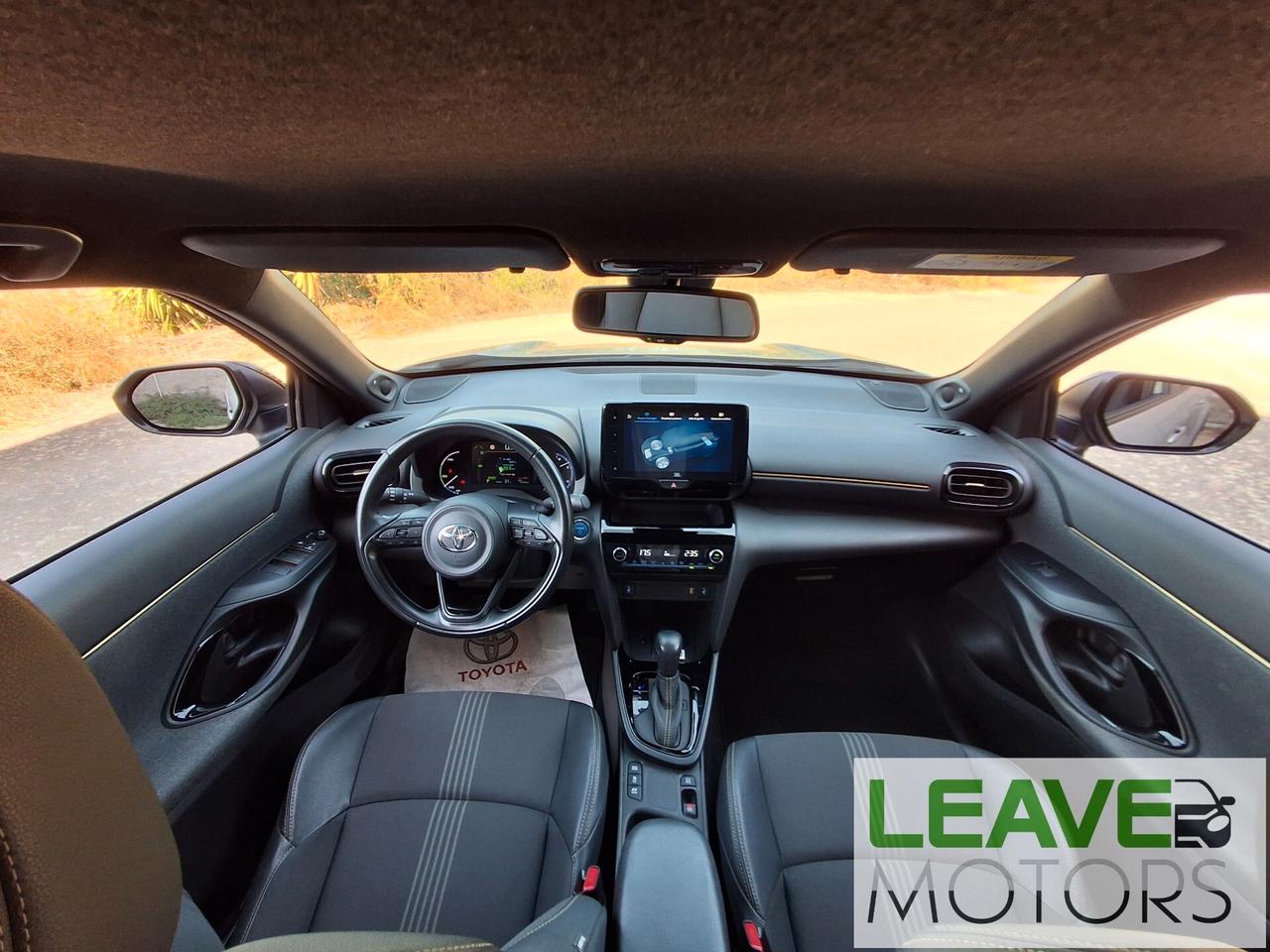 Toyota Yaris Cross Hybrid (M1583)