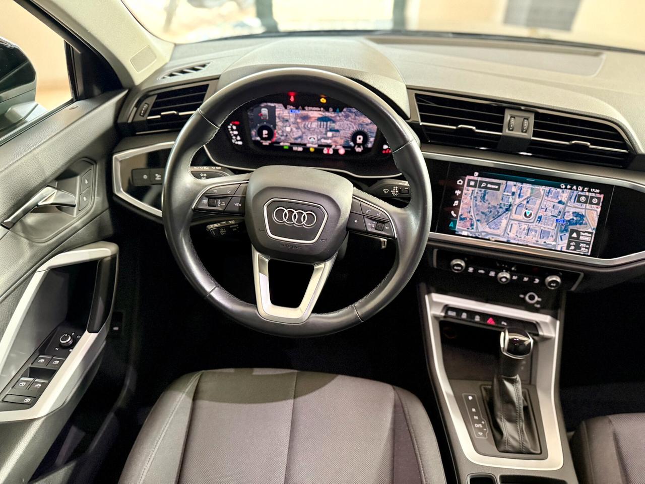 Audi Q3 Sportback 35 2.0 tdi Bus. Plus s-tronic Matrix