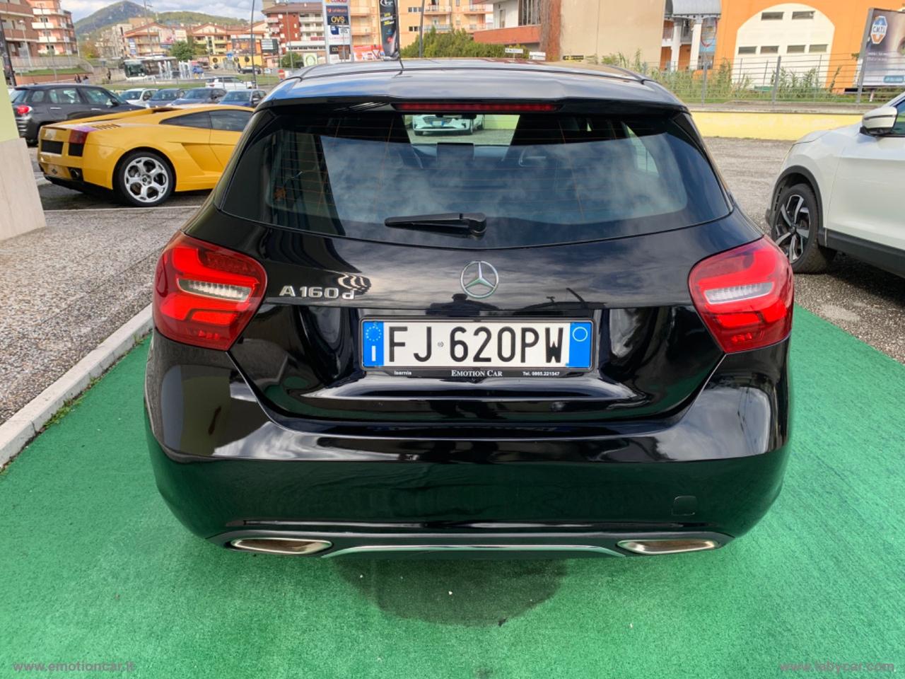 MERCEDES-BENZ A 160 d Premium - 2017