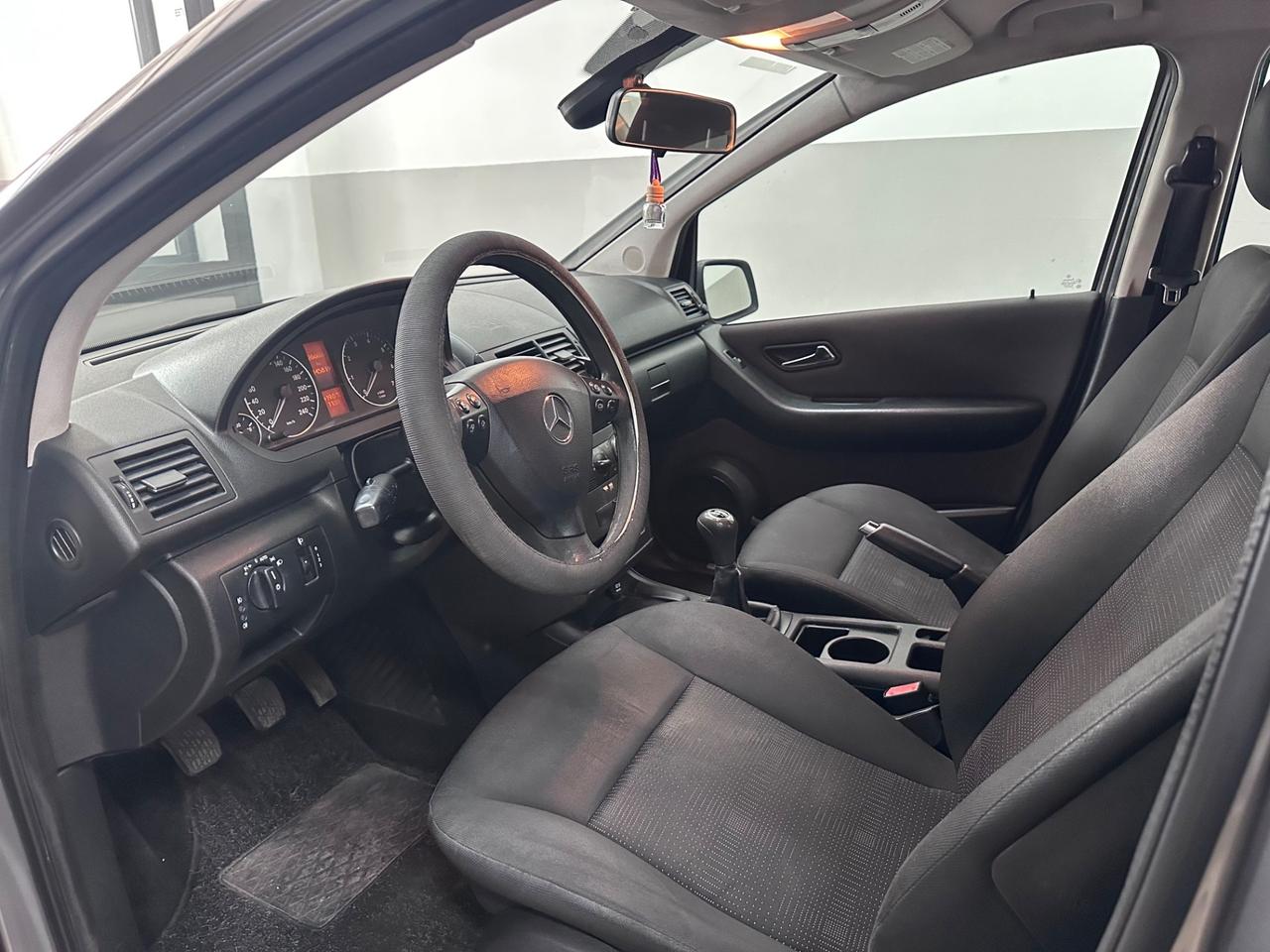 Mercedes-benz A 160 BlueEFFICIENCY 2010