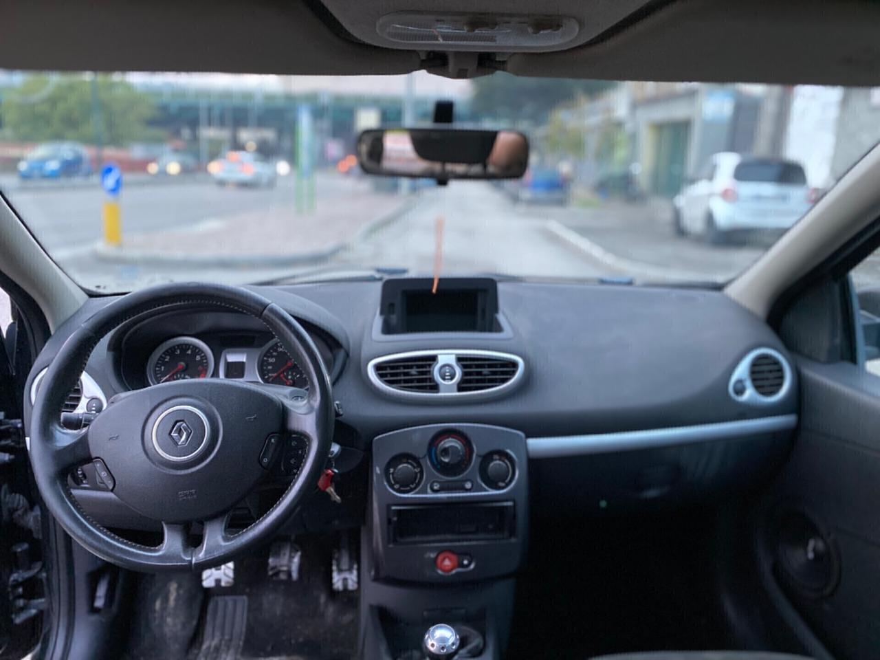 Renault Clio 1.2 benzina 5 porte Dynamique