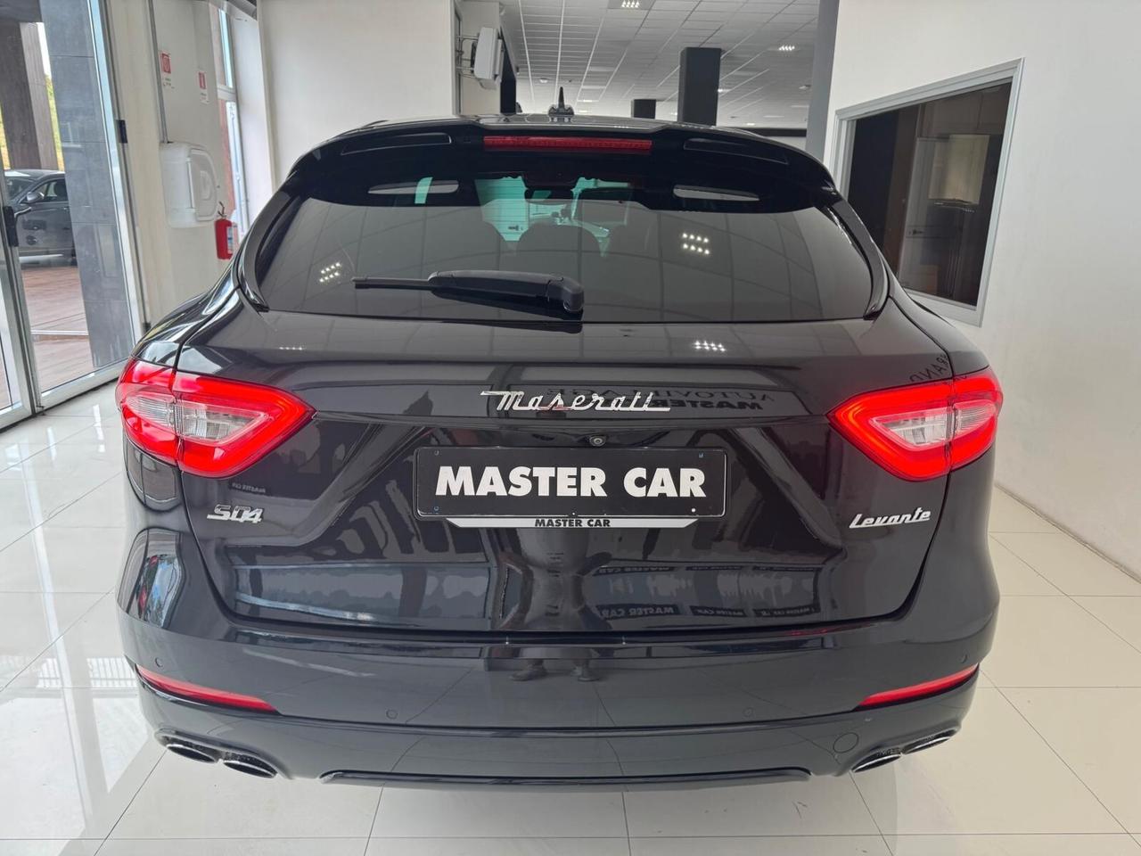 Maserati Levante V6 430 CV AWD SQ4